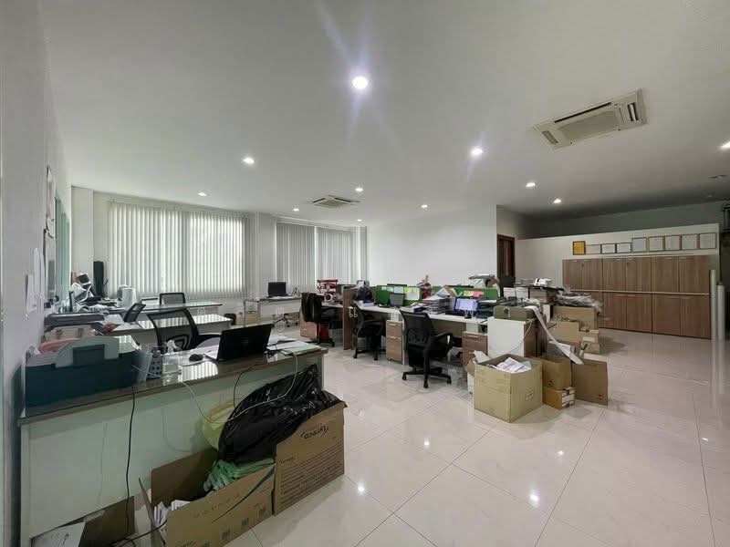ขายโรงงานสภาพใหม่ 6 ไร่กว่า มีใบ รง4 ลาดหลุมแก้ว พร้อมดำเนินการ, ปทุมธานี, บ่อเงิน, ลาดหลุมแก้ว, ปทุมธานี, 2,280 ตร.ม., โกดัง-โรงงาน ขาย, โดย ดุสิต แสงฟ้า, 500397779 - DDproperty.com