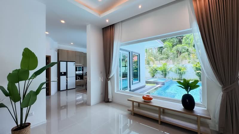 Luxury Pool Villa with Private Swimming Pool & Jacuzzi | 3 Bedrooms | Pong, Pattaya, Chon Buri (Pattaya), Poong, Bang Lamung (Pattaya), Chon Buri (Pattaya), 3 Bedrooms, 210 sqm, Villa For Sale, by Pornpun Promlert, 500397786 - DDproperty.com