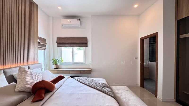 Luxury Pool Villa with Private Swimming Pool & Jacuzzi | 3 Bedrooms | Pong, Pattaya, Chon Buri (Pattaya), Poong, Bang Lamung (Pattaya), Chon Buri (Pattaya), 3 Bedrooms, 210 sqm, Villa For Sale, by Pornpun Promlert, 500397786 - DDproperty.com