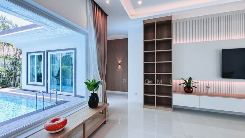 Luxury Pool Villa with Private Swimming Pool & Jacuzzi | 3 Bedrooms | Pong, Pattaya, Chon Buri (Pattaya), Poong, Bang Lamung (Pattaya), Chon Buri (Pattaya), 3 Bedrooms, 210 sqm, Villa For Sale, by Pornpun Promlert, 500397786 - DDproperty.com