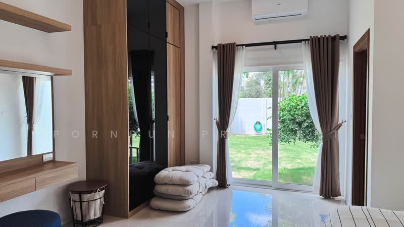 Luxury Pool Villa with Private Swimming Pool & Jacuzzi | 3 Bedrooms | Pong, Pattaya, Chon Buri (Pattaya), Poong, Bang Lamung (Pattaya), Chon Buri (Pattaya), 3 Bedrooms, 210 sqm, Villa For Sale, by Pornpun Promlert, 500397786 - DDproperty.com