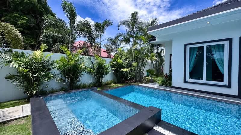 Luxury Pool Villa with Private Swimming Pool & Jacuzzi | 3 Bedrooms | Pong, Pattaya, Chon Buri (Pattaya), Poong, Bang Lamung (Pattaya), Chon Buri (Pattaya), 3 Bedrooms, 210 sqm, Villa For Sale, by Pornpun Promlert, 500397786 - DDproperty.com