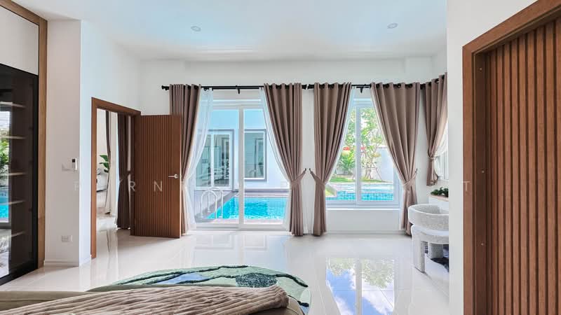 Luxury Pool Villa with Private Swimming Pool & Jacuzzi | 3 Bedrooms | Pong, Pattaya, Chon Buri (Pattaya), Poong, Bang Lamung (Pattaya), Chon Buri (Pattaya), 3 Bedrooms, 210 sqm, Villa For Sale, by Pornpun Promlert, 500397786 - DDproperty.com