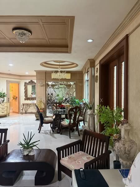 Narasiri Pattanakarn-Srinakarin, Bangkok, 878 Soi Srinakarin 20, Khlong Chan, Bang Kapi, Bangkok, 4 Bedrooms, 452 sqm, Single Detached House For Rent, by Forty-Six Real Estate Group, 500397798 - DDproperty.com