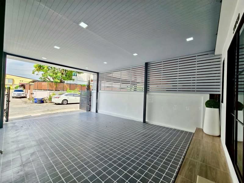 The Park at Fashion, Bangkok, Ratchada-Ramintra Road, Khan Na Yao, Bangkok, 3 Bedrooms, 108 sqm, Townhouse For Sale, by นภัสศรณ์ วงศ์สินไทยกร (นันท์), 500397802 - DDproperty.com