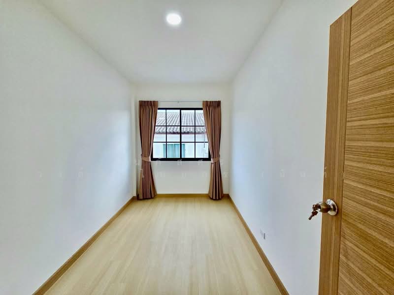 The Park at Fashion, Bangkok, Ratchada-Ramintra Road, Khan Na Yao, Bangkok, 3 Bedrooms, 108 sqm, Townhouse For Sale, by นภัสศรณ์ วงศ์สินไทยกร (นันท์), 500397802 - DDproperty.com
