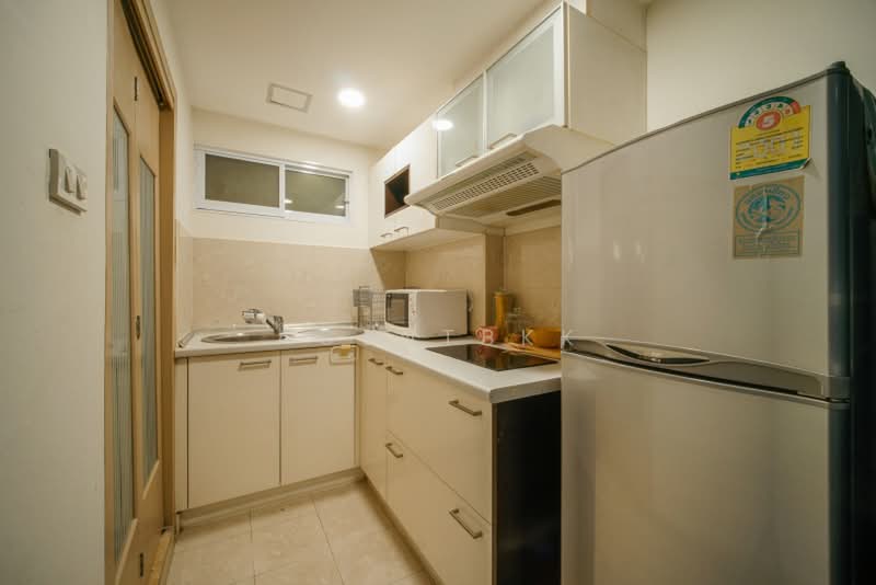 Lumpini Suite Sukhumvit 41 : ลุมพินี สวีท สุขุมวิท 41, กรุงเทพ, ซอยสุขุมวิท 41, คลองตันเหนือ, วัฒนา, กรุงเทพ, 33 ตร.ม., คอนโด ให้เช่า, โดย Agentbkk, 500397833 - DDproperty.com
