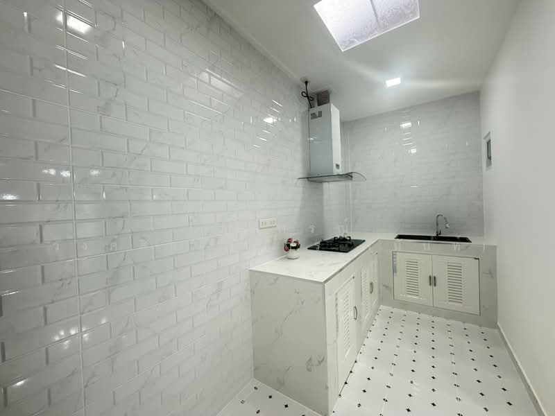Moobaan K.C. Ramintra 7, Bangkok, Sam Wa Tawan Tok, Khlong Sam Wa, Bangkok, 3 Bedrooms, 80 sqm, Townhouse For Sale, by นภัสศรณ์ วงศ์สินไทยกร (นันท์), 500397837 - DDproperty.com
