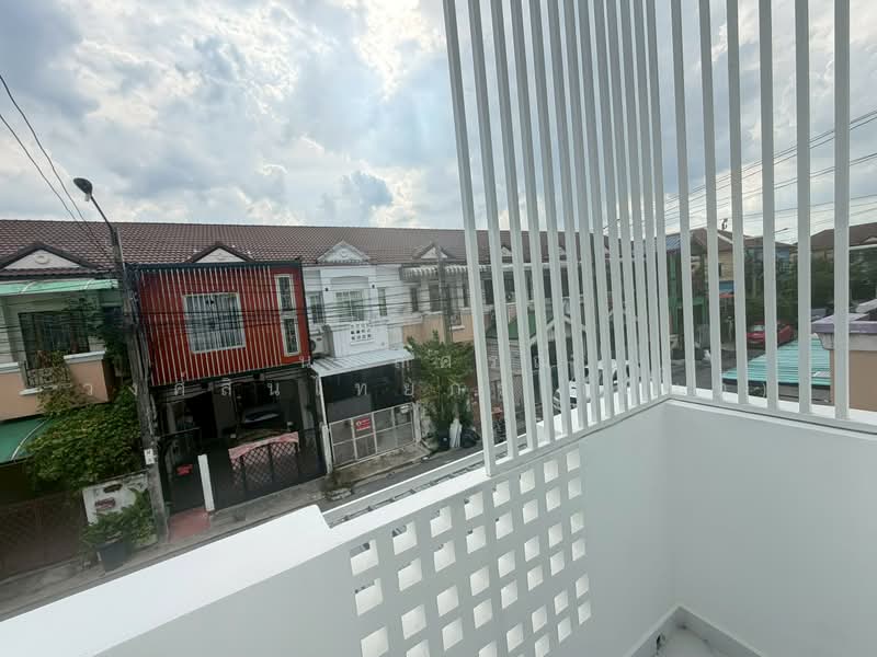 Moobaan K.C. Ramintra 7 : หมู่บ้านเค.ซี. รามอินทรา 7, กรุงเทพ, สามวาตะวันตก, คลองสามวา, กรุงเทพ, 80 ตร.ม., ทาวน์เฮ้าส์ ขาย, โดย นภัสศรณ์ วงศ์สินไทยกร (นันท์), 500397837 - DDproperty.com
