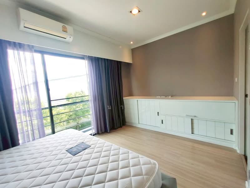 บ้านกลางเมือง พระราม9-อ่อนนุช, Bangkok, เลียบวงแหวนรอบนอกด้านตะวันออก, Prawet, Bangkok, 3 Bedrooms, 145 sqm, Townhouse For Sale, by ปุณณภา นารานนทชัย, 500397866 - DDproperty.com