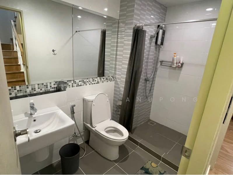 Baan Klang Muang Ramintra, Bangkok, Soi Kanchanaphisek 6/1, Tha Rang, Bang Khen, Bangkok, 2 Bedrooms, 150 sqm, Townhouse For Sale, by Saowaluk Anupong, 500397871 - DDproperty.com