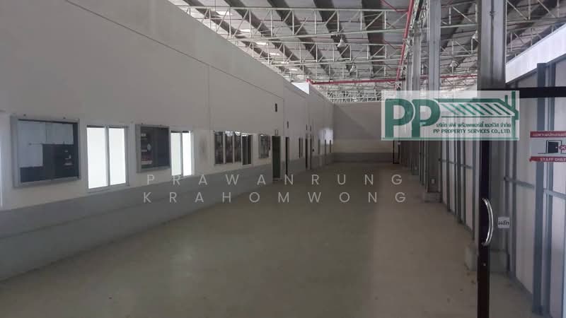 CODE:PP1-W1239-0626 ให้เช่าโกดัง สำนักงาน ที่ดินเปล่า พื้นที่ขนาดใหญ่ 22 ไร่ มี 4โรง 6,400ตรม. รัต, นนทบุรี, บางรักใหญ่, บางบัวทอง, นนทบุรี, 1,600 ตร.ม., โกดัง-โรงงาน ให้เช่า, โดย PRAWANRUNG KRAHOMWONG, 500397880 - DDproperty.com