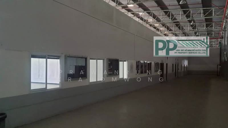 CODE:PP1-W1239-0626 ให้เช่าโกดัง สำนักงาน ที่ดินเปล่า พื้นที่ขนาดใหญ่ 22 ไร่ มี 4โรง 6,400ตรม. รัต, นนทบุรี, บางรักใหญ่, บางบัวทอง, นนทบุรี, 1,600 ตร.ม., โกดัง-โรงงาน ให้เช่า, โดย PRAWANRUNG KRAHOMWONG, 500397880 - DDproperty.com