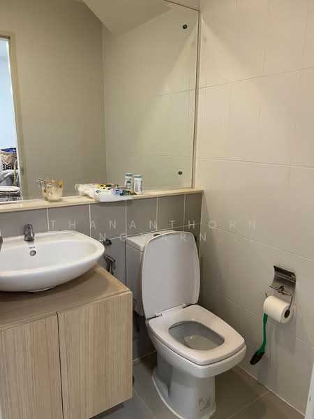 Baan Klang Muang Rama 9 (Motorway), Bangkok, New Bangkok-Chonburi Road, Suan Luang, Bangkok, 3 Bedrooms, 149 sqm, Townhouse For Rent, by Thananthorn Wongvarnkaseam, 500397881 - DDproperty.com
