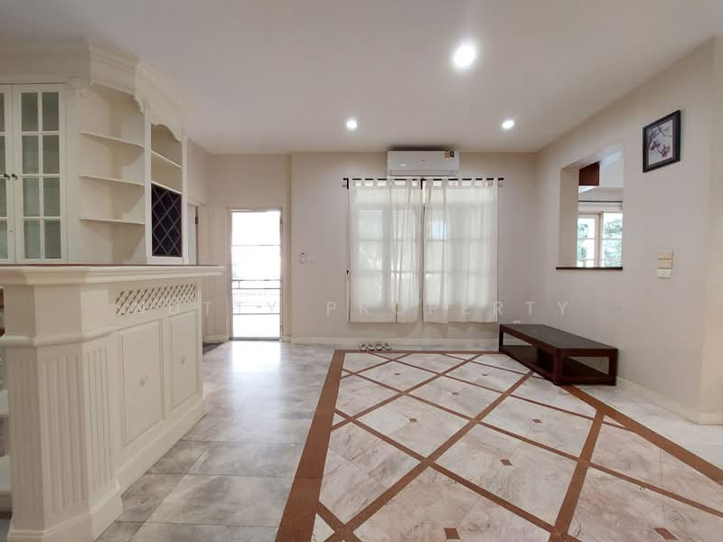 Baan Nantawan Srinakarin, Samut Prakan, Srinakarin Road, Bang Muang Mai, Muang Samut Prakarn, Samut Prakan, 3 Bedrooms, 250 sqm, Single Detached House For Sale, by Nutty Property, 500397886 - DDproperty.com