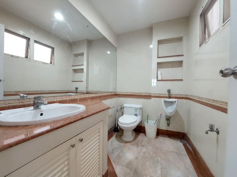 Baan Nantawan Srinakarin, Samut Prakan, Srinakarin Road, Bang Muang Mai, Muang Samut Prakarn, Samut Prakan, 3 Bedrooms, 250 sqm, Single Detached House For Sale, by Nutty Property, 500397886 - DDproperty.com