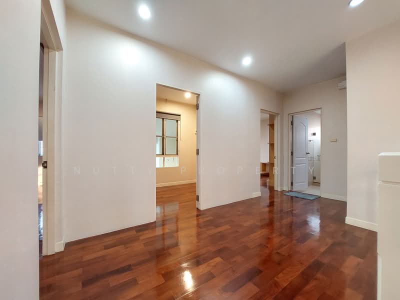Baan Nantawan Srinakarin, Samut Prakan, Srinakarin Road, Bang Muang Mai, Muang Samut Prakarn, Samut Prakan, 3 Bedrooms, 250 sqm, Single Detached House For Sale, by Nutty Property, 500397886 - DDproperty.com