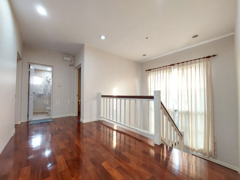 Baan Nantawan Srinakarin, Samut Prakan, Srinakarin Road, Bang Muang Mai, Muang Samut Prakarn, Samut Prakan, 3 Bedrooms, 250 sqm, Single Detached House For Sale, by Nutty Property, 500397886 - DDproperty.com