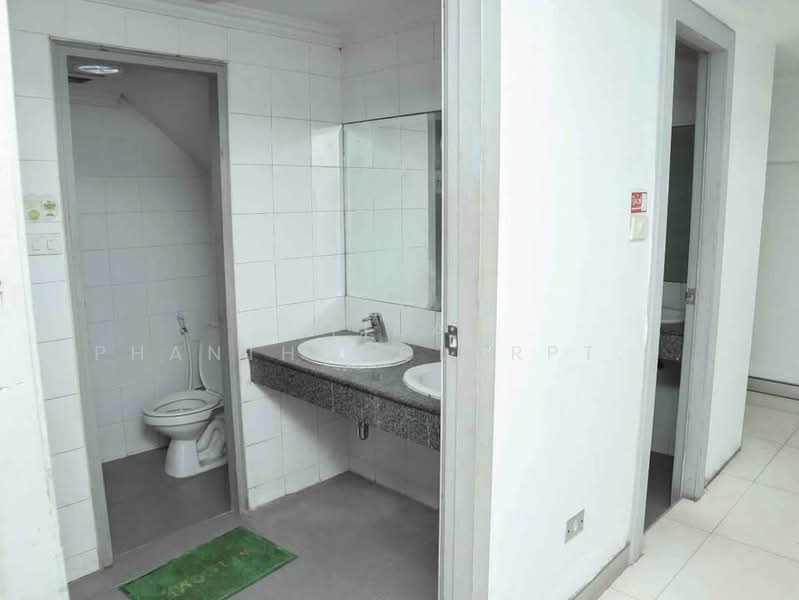 For Rent: Commercial Building, Ladprao 101, 648 sq.m, Bangkok, Khlong Chan, Bang Kapi, Bangkok, , 648 sqm, Shophouse For Rent, by Tida phanthonglarptawee, 500397893 - DDproperty.com