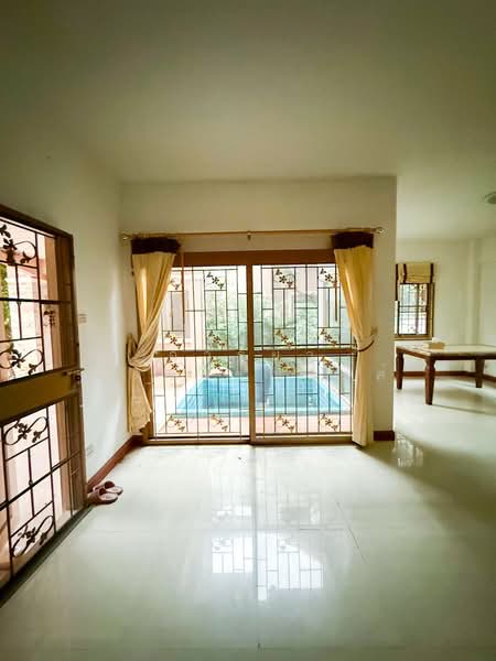 Ban Nonnathi, Nonthaburi, Bang Kruai-Chong Thanom, Mahasawat, Bang Kruai, Nonthaburi, 3 Bedrooms, 201 sqm, Semi-Detached House (Twin House) For Sale, by Araya Chatwarunwong, 500397894 - DDproperty.com