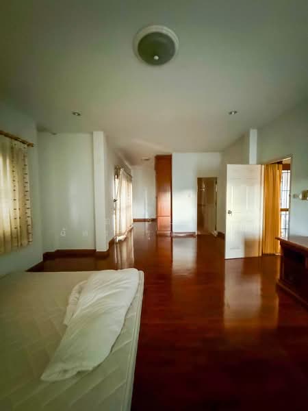 Ban Nonnathi, Nonthaburi, Bang Kruai-Chong Thanom, Mahasawat, Bang Kruai, Nonthaburi, 3 Bedrooms, 201 sqm, Semi-Detached House (Twin House) For Sale, by Araya Chatwarunwong, 500397894 - DDproperty.com