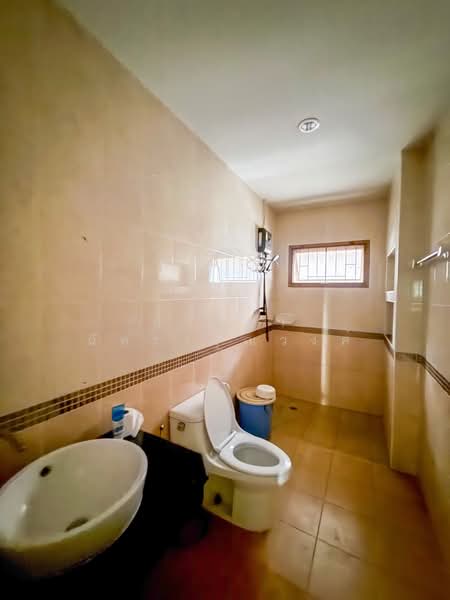 Ban Nonnathi, Nonthaburi, Bang Kruai-Chong Thanom, Mahasawat, Bang Kruai, Nonthaburi, 3 Bedrooms, 201 sqm, Semi-Detached House (Twin House) For Sale, by Araya Chatwarunwong, 500397894 - DDproperty.com