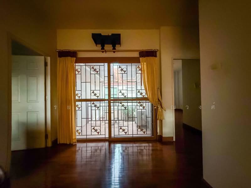 Ban Nonnathi, Nonthaburi, Bang Kruai-Chong Thanom, Mahasawat, Bang Kruai, Nonthaburi, 3 Bedrooms, 201 sqm, Semi-Detached House (Twin House) For Sale, by Araya Chatwarunwong, 500397894 - DDproperty.com