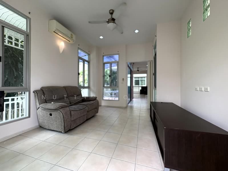 Pornpailin Sukhumvit 101/1, Bangkok, Bang Chak, Phra Khanong, Bangkok, 3 Bedrooms, 230 sqm, Single Detached House For Rent, by Nutty Property, 500397899 - DDproperty.com