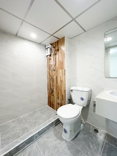 Lumpini Center Ladprao 111, Bangkok, 60-127 Soi Lat Phrao 111, Khlong Chan, Bang Kapi, Bangkok, 1 Bedroom, 28 sqm, Condo For Sale, by Bunyanut Kaewchusen, 500397911 - DDproperty.com