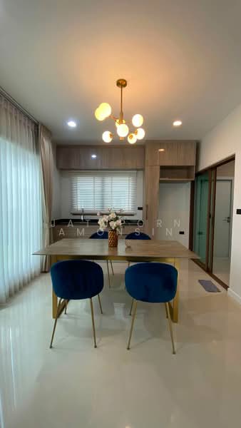Burasiri Krungthep Kreetha, Bangkok, 95 Soi Pracha Ruam Chai, Hua Mak, Bang Kapi, Bangkok, 4 Bedrooms, 196 sqm, Single Detached House For Rent, by Jatuporn Amonsin, 500397912 - DDproperty.com
