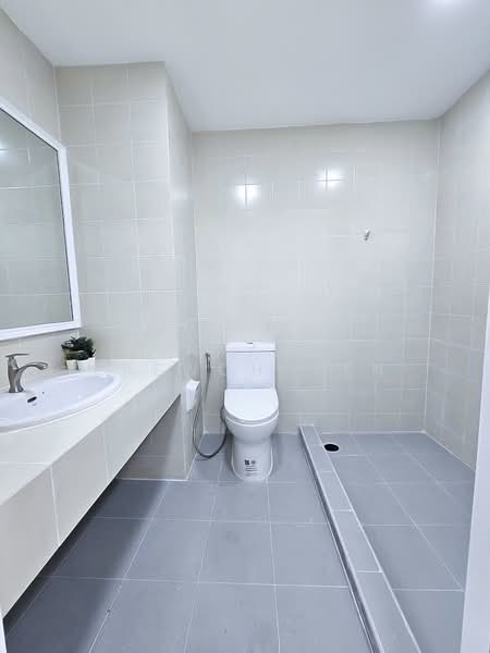 Fak Khao Pode (Corn Condominium), Bangkok, 4 Soi Ramkhamhaeng 40, Hua Mak, Bang Kapi, Bangkok, 2 Bedrooms, 54 sqm, Condo For Sale, by Bunyanut Kaewchusen, 500397917 - DDproperty.com