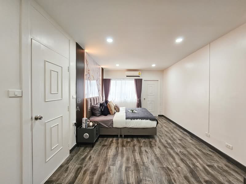 The Trio Garden condominium, Bangkok, Srinakarin, Nong Bon, Prawet, Bangkok, 2 Bedrooms, 64 sqm, Condo For Sale, by Bunyanut Kaewchusen, 500397921 - DDproperty.com