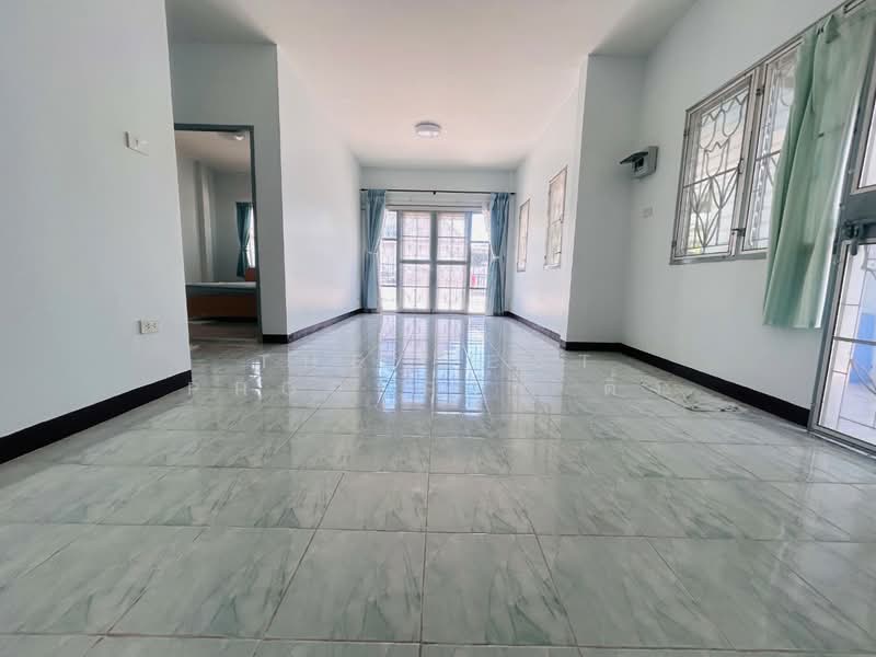 คลาสสิคโฮม1 ศรีราชา (Classic Home1), Chon Buri (Pattaya), Surasak, Si Racha, Chon Buri (Pattaya), 2 Bedrooms, 150 sqm, Single Detached House For Sale, by The Best Property ติ้ง, 500398040 - DDproperty.com
