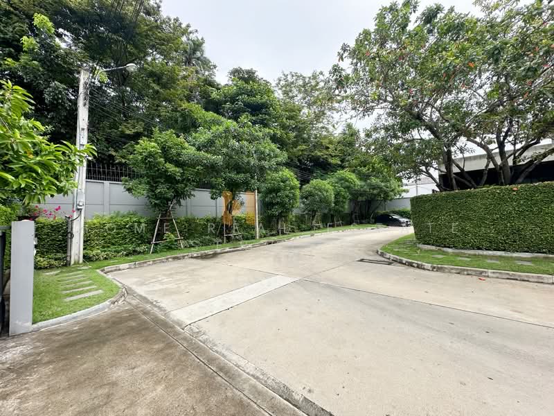 Setthasiri Charun-Pinklao, Bangkok, Lieb Tangrotfai Road, Bang Khun Non, Bangkok Noi, Bangkok, 4 Bedrooms, 175 sqm, Single Detached House For Sale, by HOME Real Estate Service, 500398054 - DDproperty.com