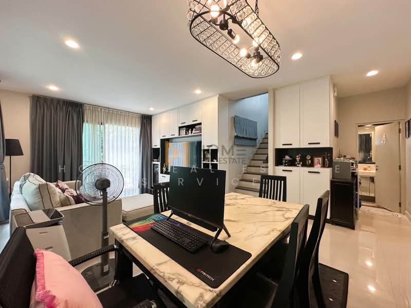 Setthasiri Charun-Pinklao, Bangkok, Lieb Tangrotfai Road, Bang Khun Non, Bangkok Noi, Bangkok, 4 Bedrooms, 175 sqm, Single Detached House For Sale, by HOME Real Estate Service, 500398054 - DDproperty.com
