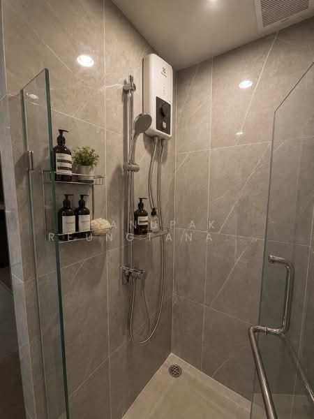 Nue District R9, Bangkok, 59 Rama 9 Road, Huai Khwang, Bangkok, 2 Bedrooms, 35 sqm, Condo For Rent, by Panupak Reungtanasarn, 500398055 - DDproperty.com