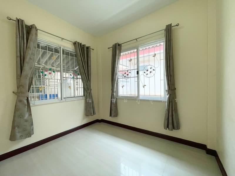 หมู่บ้านฐานมั่นคง, Pathum Thani, Khlong Song, Khlong Luang, Pathum Thani, 3 Bedrooms, 100 sqm, Single Detached House For Rent, by การุณ ชมภูบุตร, 500398064 - DDproperty.com