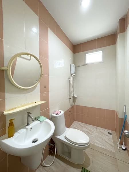 หมู่บ้านฐานมั่นคง, Pathum Thani, Khlong Song, Khlong Luang, Pathum Thani, 3 Bedrooms, 100 sqm, Single Detached House For Rent, by การุณ ชมภูบุตร, 500398064 - DDproperty.com