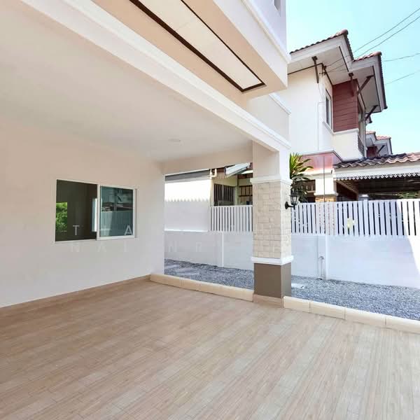 Baan Monthon 8, Bangkok, Along the Thawi Watthana canal Lak Song, Lak Song, Bang Khae, Bangkok, 3 Bedrooms, 134 sqm, Townhouse For Sale, by Thanyathita Nalinratphokin, 500398069 - DDproperty.com