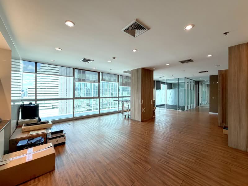 Fully Fitted Office, 680บ./ตร.ม,100ม.จาก BTS ศาลาแดง, กรุงเทพ, สีลม, บางรัก, กรุงเทพ, 333 ตร.ม., สำนักงาน ให้เช่า, โดย Sirikul Wattanakorn, 500398079 - DDproperty.com