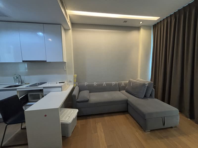 Equinox Phahol Vibha, Bangkok, 345 Paholyothin Road, Jom Phon, Chatuchak, Bangkok, 1 Bedroom, 39 sqm, Condo For Rent, by Chadaprapai S., 500398136 - DDproperty.com