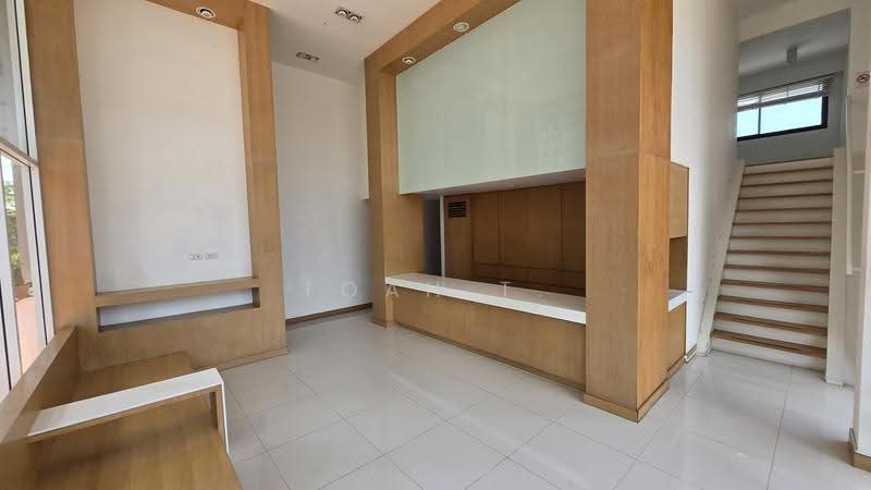 พื้นที่ให้เช่า เพชรบุรี พร้อมพงษ์ : Space for rent in Phetchaburi, Phrom Phong, กรุงเทพ, คลองตันเหนือ, วัฒนา, กรุงเทพ, 165 ตร.ม., พื้นที่ขายของ ให้เช่า, โดย TOAH T., 500398178 - DDproperty.com