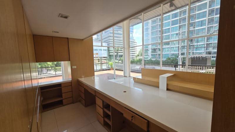 พื้นที่ให้เช่า เพชรบุรี พร้อมพงษ์ : Space for rent in Phetchaburi, Phrom Phong, กรุงเทพ, คลองตันเหนือ, วัฒนา, กรุงเทพ, 165 ตร.ม., พื้นที่ขายของ ให้เช่า, โดย TOAH T., 500398178 - DDproperty.com