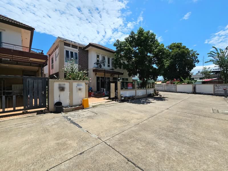 หมู่บ้านมั่งมีศรีสุข แกรนด์วิลล์ (Mungmee Srisuk Grandville), ชลบุรี, สุรศักดิ์, ศรีราชา, ชลบุรี, 150 ตร.ม., บ้านเดี่ยว ขาย, โดย The Best Property ปู, 500398191 - DDproperty.com
