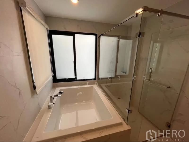 Baan Klang Muang Classe Sukhumvit 77 : บ้านกลางเมือง คลาสเซ่ สุขุมวิท 77, กรุงเทพ, ซอยอ่อนนุช 21, สวนหลวง, กรุงเทพ, 228 ตร.ม., บ้านเดี่ยว ให้เช่า, โดย Hero Realtor Co., Ltd., 500398218 - DDproperty.com