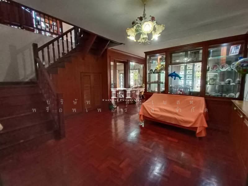 46015 - บ้านเดี่ยว 2 ชั้น หลังใหญ่ริมทะเลสาป ชลลดา รามอินทรา (L&H) ใกล้แฟชั่นไอส์แลนด์, Bangkok, เลียบกาญจนาภิเษก, Khan Na Yao, Bangkok, 3 Bedrooms, 450 sqm, Single Detached House For Sale, by Forbest Properties Co., Ltd., 500398223 - DDproperty.com