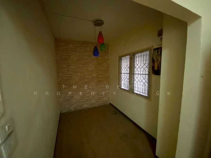 Baan Eua-Athorn Romklao 1-6, Bangkok, Kheha Rom Klao Road, Khlong Song Ton Nun, Lat Krabang, Bangkok, 1 Bedroom, 33 sqm, Condo For Sale, by The Best Property โดนัท, 500398253 - DDproperty.com