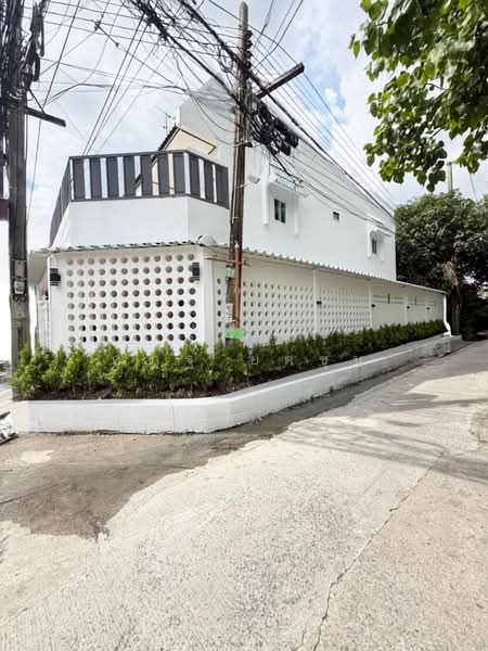 Moobaan Sena Villa 84, Bangkok, Khlong Chan, Bang Kapi, Bangkok, 3 Bedrooms, 98 sqm, Townhouse For Sale, by ณัฎฐ์ ยศขุน, 500398271 - DDproperty.com