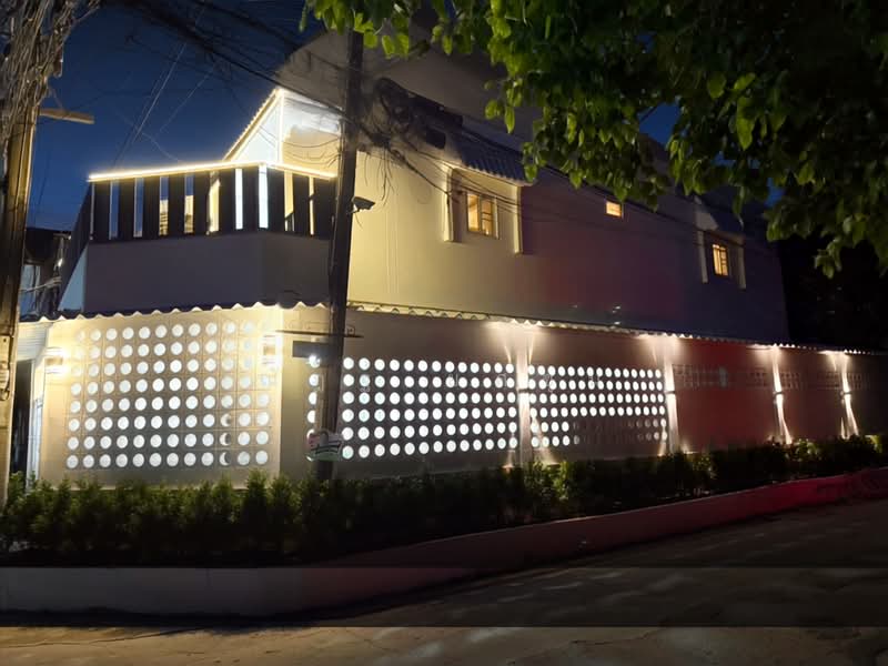 Moobaan Sena Villa 84, Bangkok, Khlong Chan, Bang Kapi, Bangkok, 3 Bedrooms, 98 sqm, Townhouse For Sale, by ณัฎฐ์ ยศขุน, 500398271 - DDproperty.com