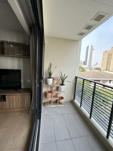 Runesu Thonglor 5 : รูเนะสุ ทองหล่อ 5, กรุงเทพ, 82 ซอย พร้อมมิตร, คลองตันเหนือ, วัฒนา, กรุงเทพ, 59 ตร.ม., คอนโด ขาย, โดย Shinyu Real Estate, 500398315 - DDproperty.com